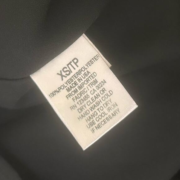 Design Lab Romper High Neck Shorts Long Sleeve Floral Black Grey White XS NWOT - Picture 12 of 14